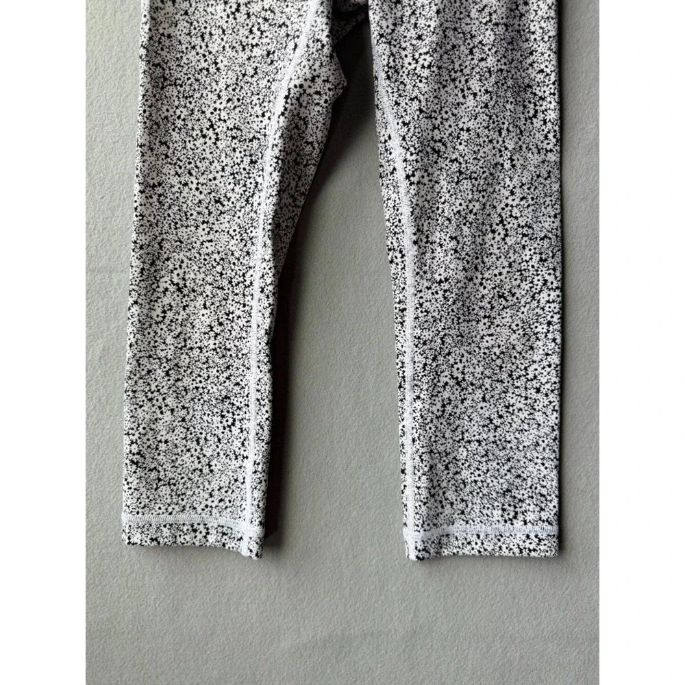 Lululemon Wunder Under Hi-Rise Crop Leggings Size 4 Ditsy‎ Daisy